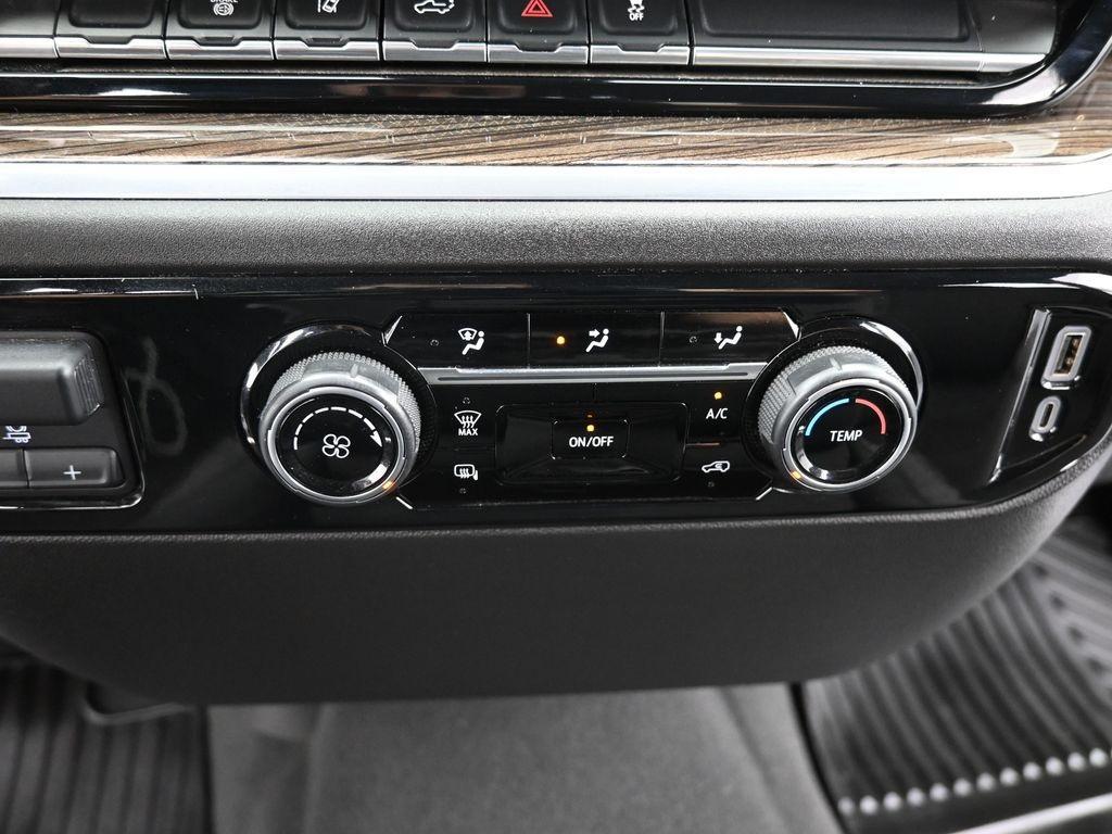 used 2024 Chevrolet Silverado 2500 car, priced at $55,000