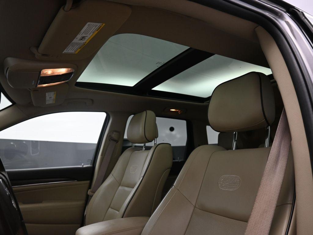 used 2015 Jeep Grand Cherokee car, priced at $16,500