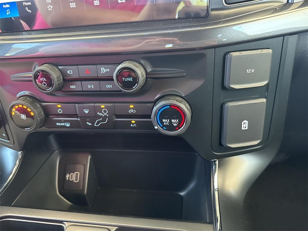 new 2025 Ford F-150 car, priced at $53,425