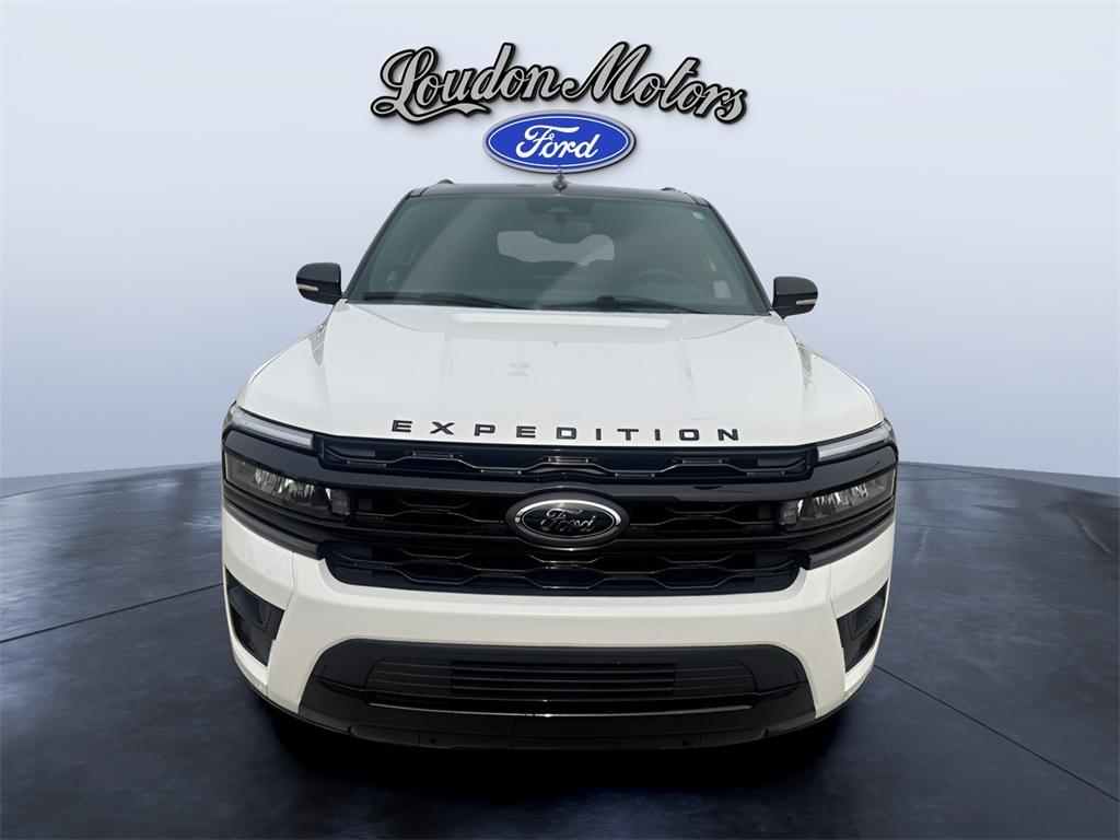 used 2024 Ford Expedition car, priced at $62,500