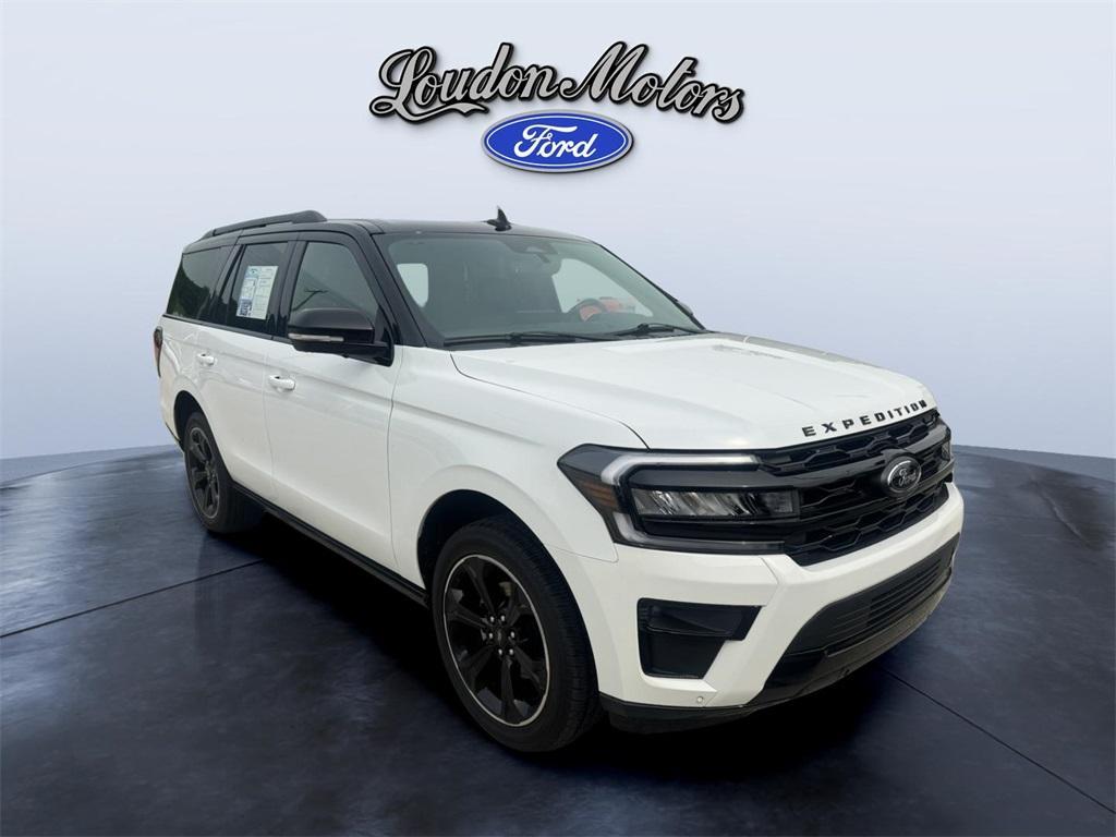 used 2024 Ford Expedition car, priced at $58,900