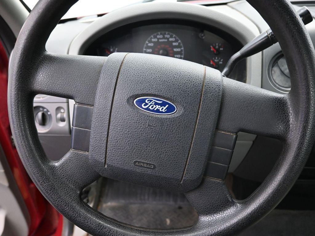 used 2007 Ford F-150 car, priced at $2,800