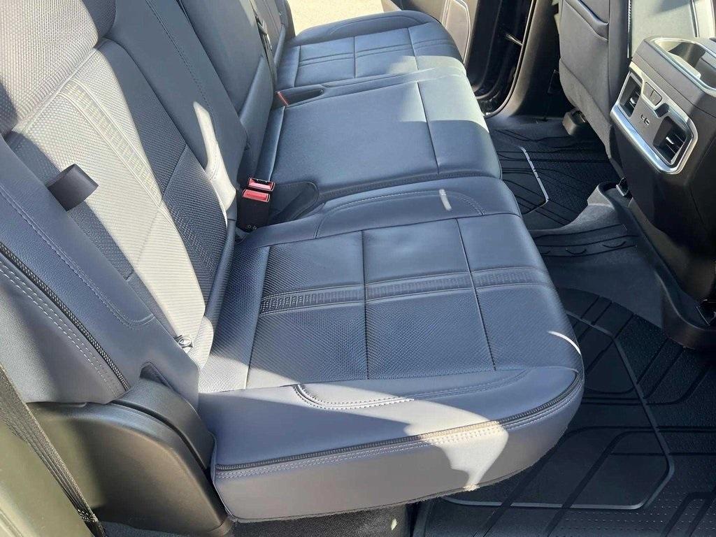 used 2022 Chevrolet Silverado 1500 car, priced at $45,600