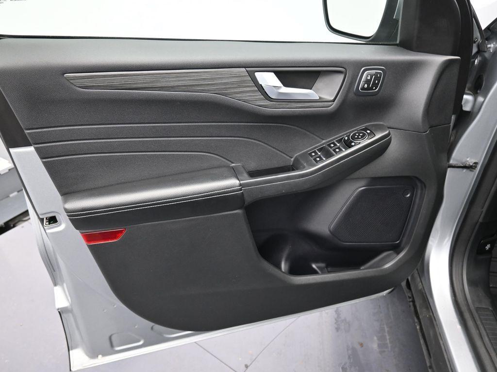 used 2023 Ford Escape car, priced at $28,500