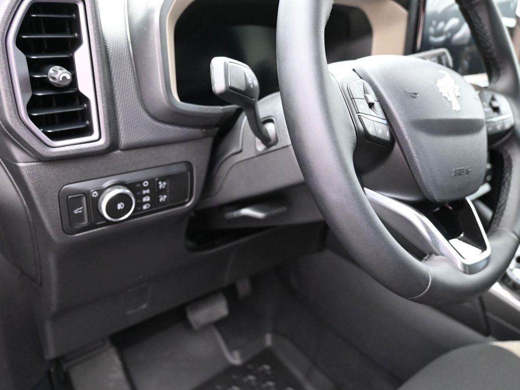 new 2025 Ford Bronco Sport car, priced at $37,040