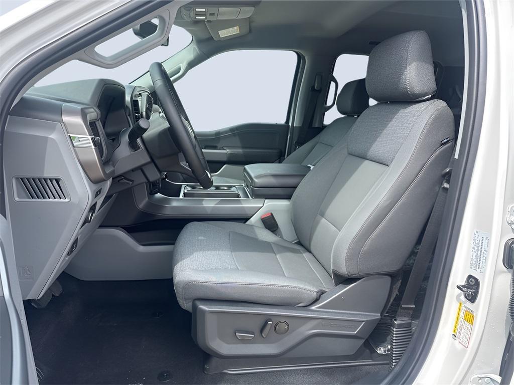 new 2025 Ford F-150 car, priced at $62,600