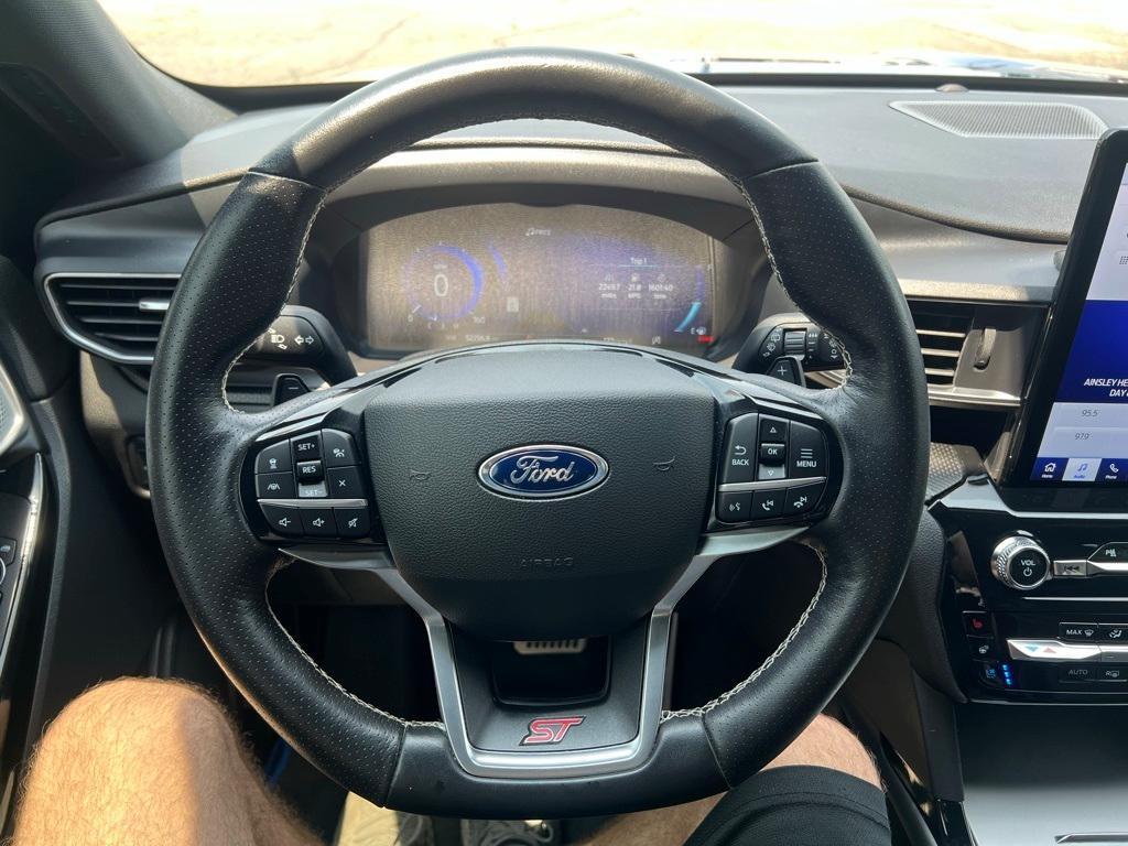 used 2022 Ford Explorer car, priced at $41,500