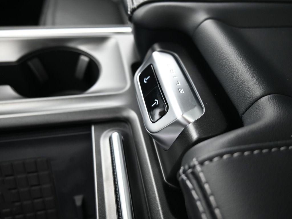 new 2025 Ford Expedition Max car, priced at $85,000