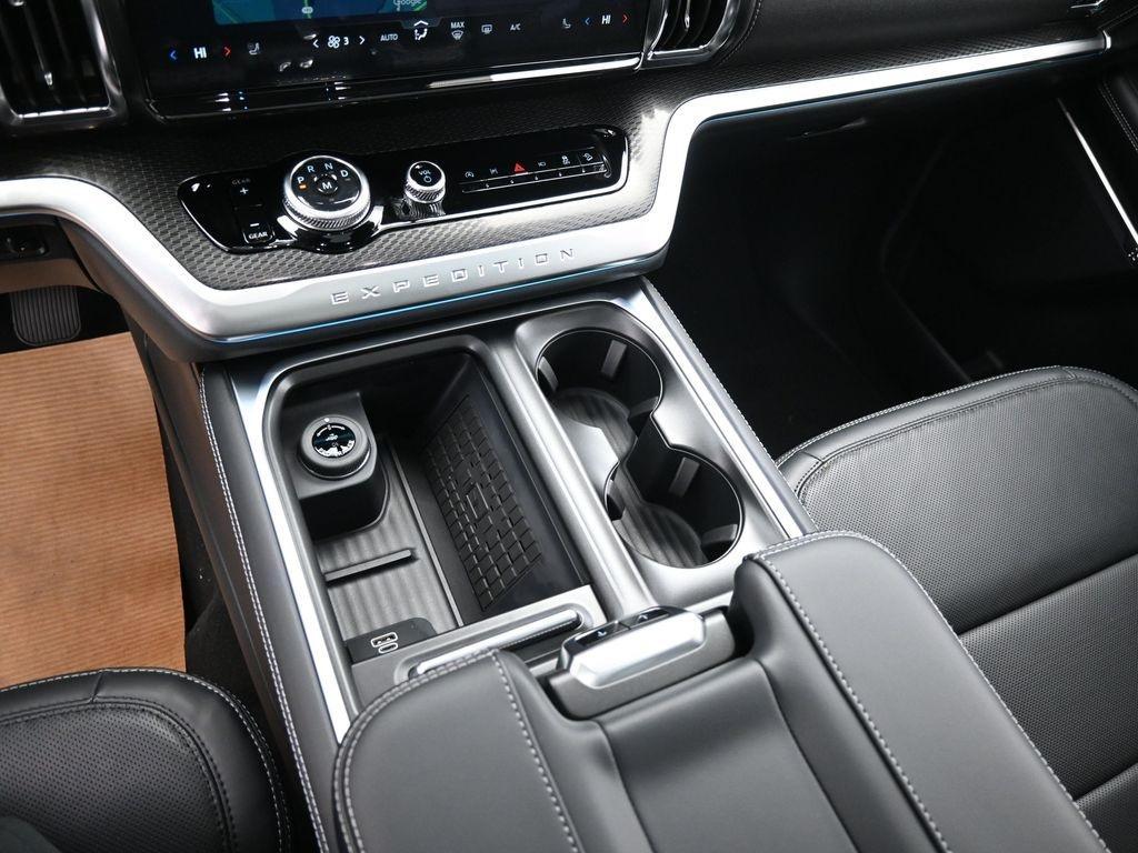 new 2025 Ford Expedition Max car, priced at $85,000