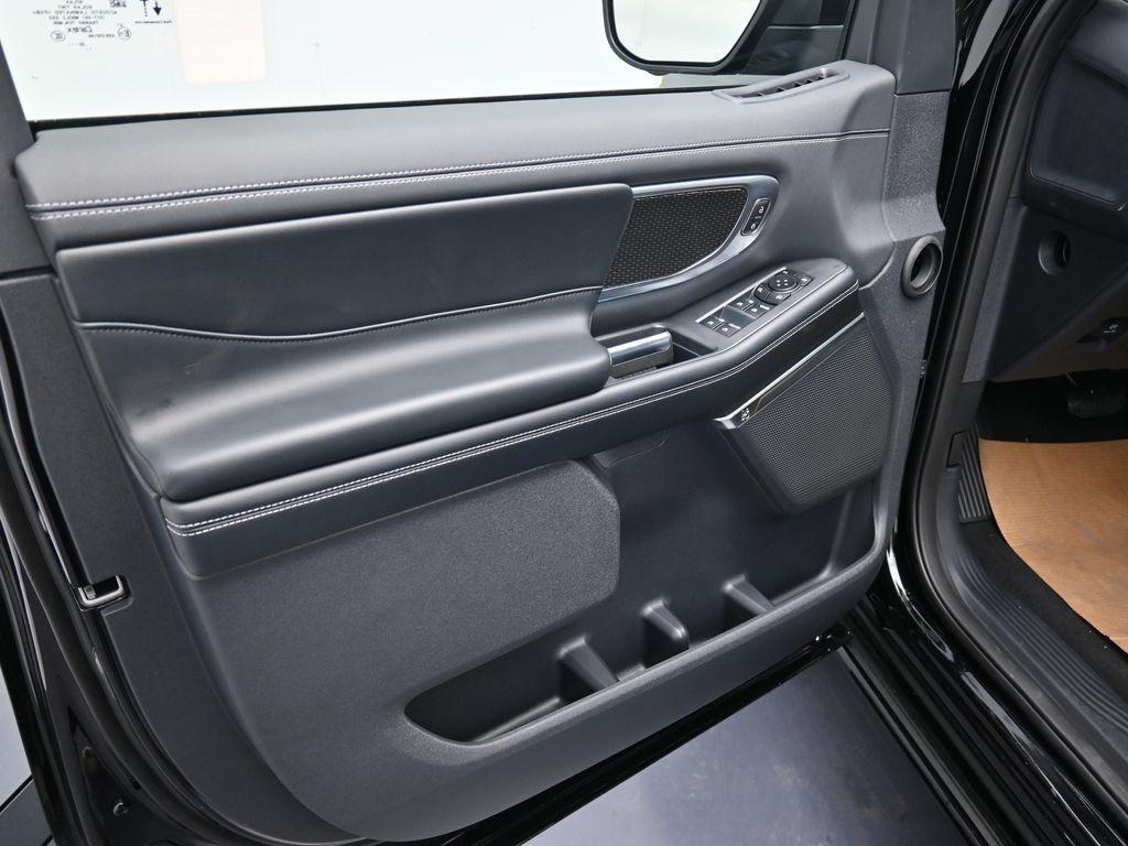 new 2025 Ford Expedition Max car, priced at $85,000