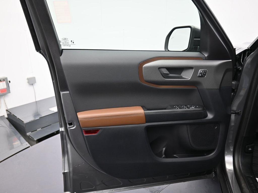 new 2025 Ford Bronco Sport car, priced at $37,067