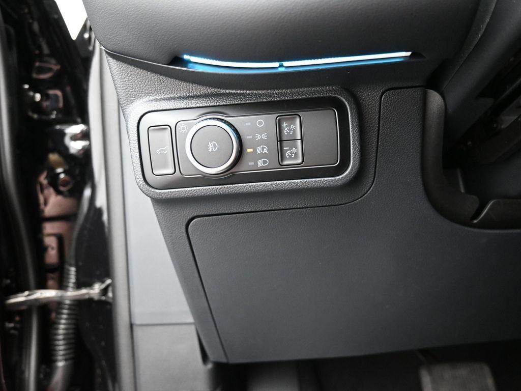 new 2025 Ford Explorer car, priced at $60,360
