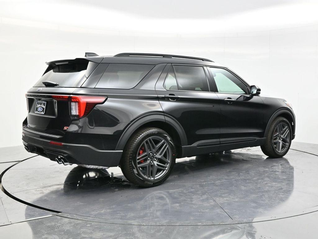 new 2025 Ford Explorer car, priced at $60,360