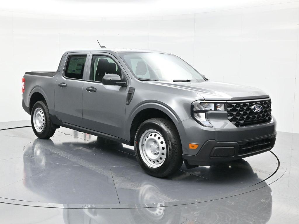 new 2025 Ford Maverick car, priced at $29,294