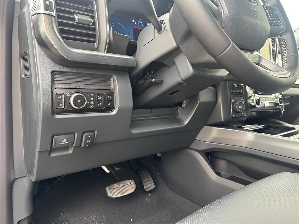 new 2025 Ford F-350 car, priced at $84,895