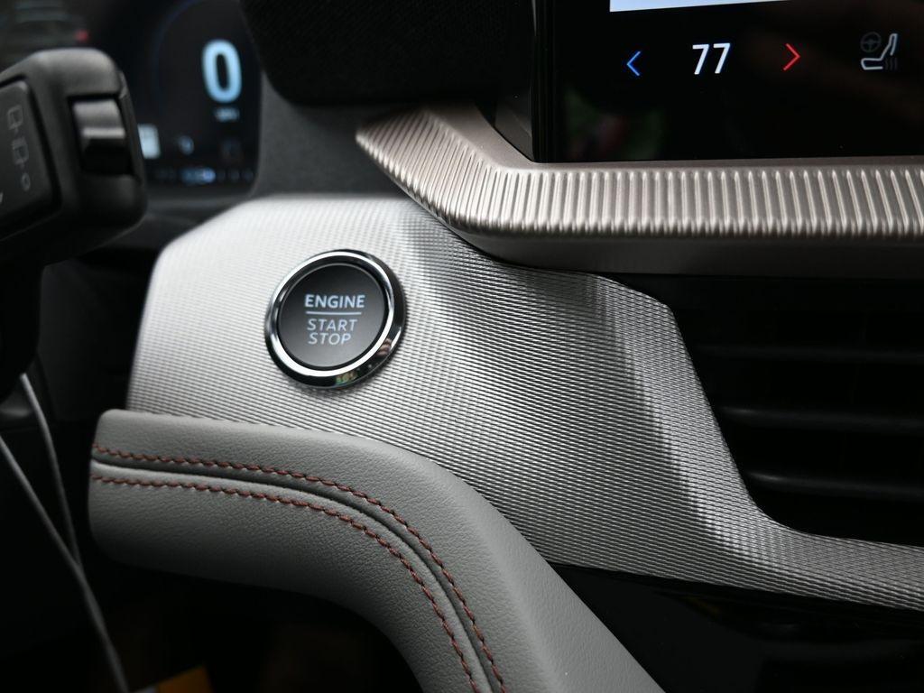 new 2025 Ford Explorer car, priced at $47,160