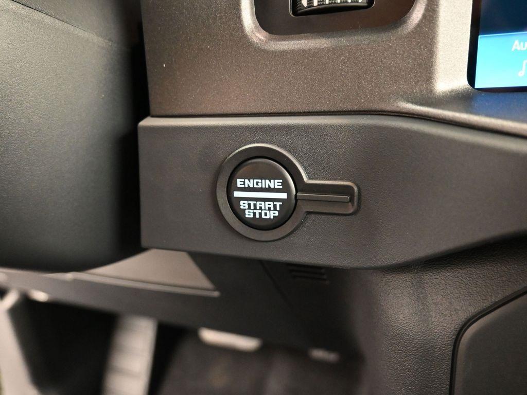 new 2025 Ford Bronco car, priced at $44,730