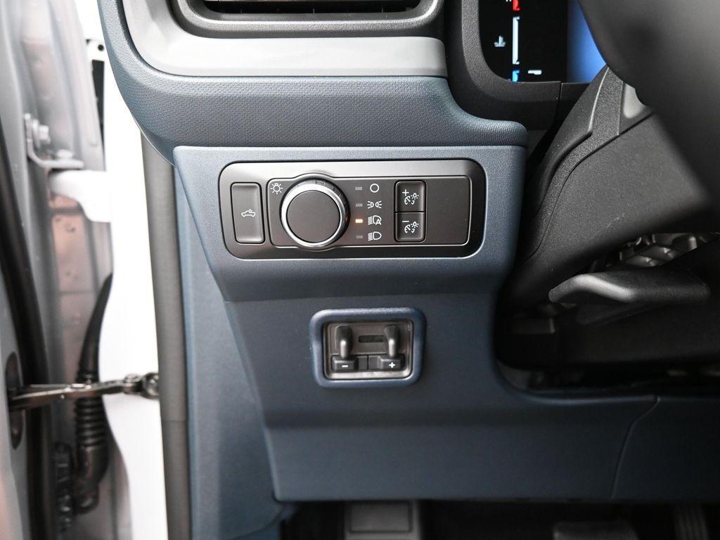 new 2025 Ford Maverick car, priced at $35,632