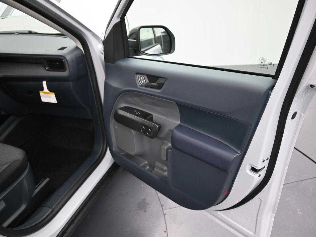 new 2025 Ford Maverick car, priced at $35,632