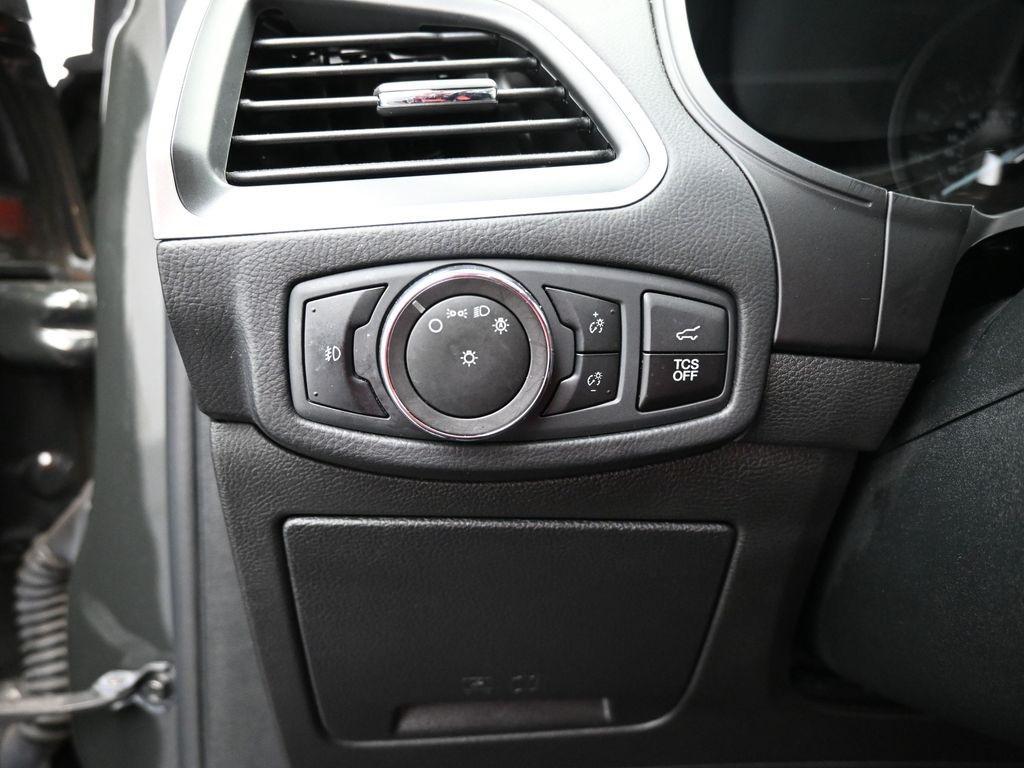 used 2023 Ford Edge car, priced at $25,500