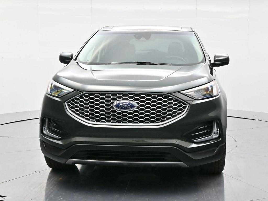 used 2023 Ford Edge car, priced at $25,500