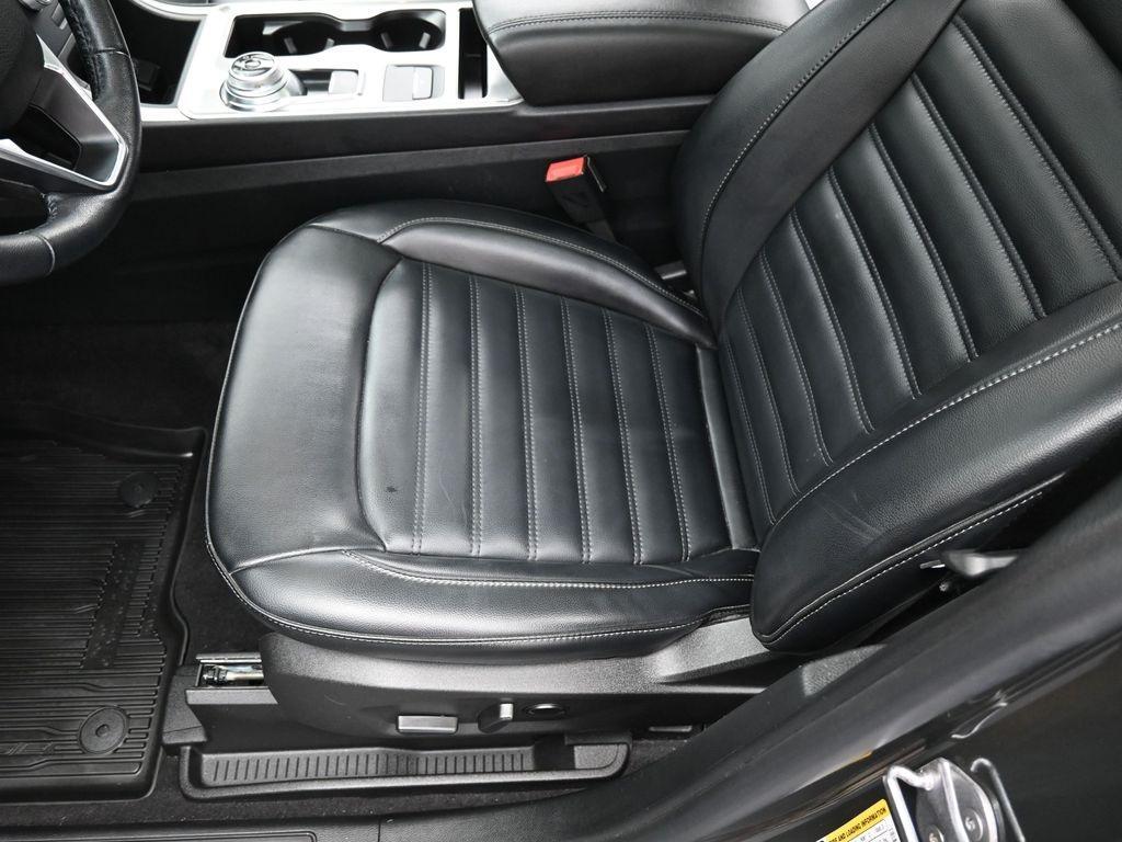 used 2023 Ford Edge car, priced at $25,500
