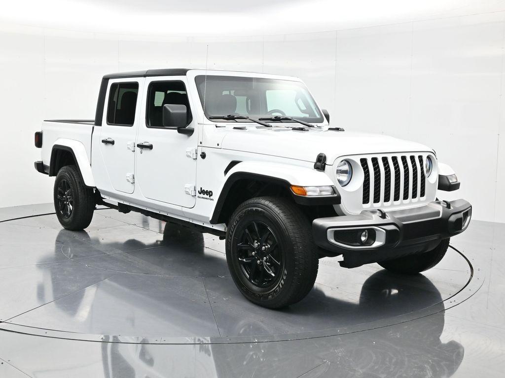 used 2021 Jeep Gladiator car, priced at $30,000