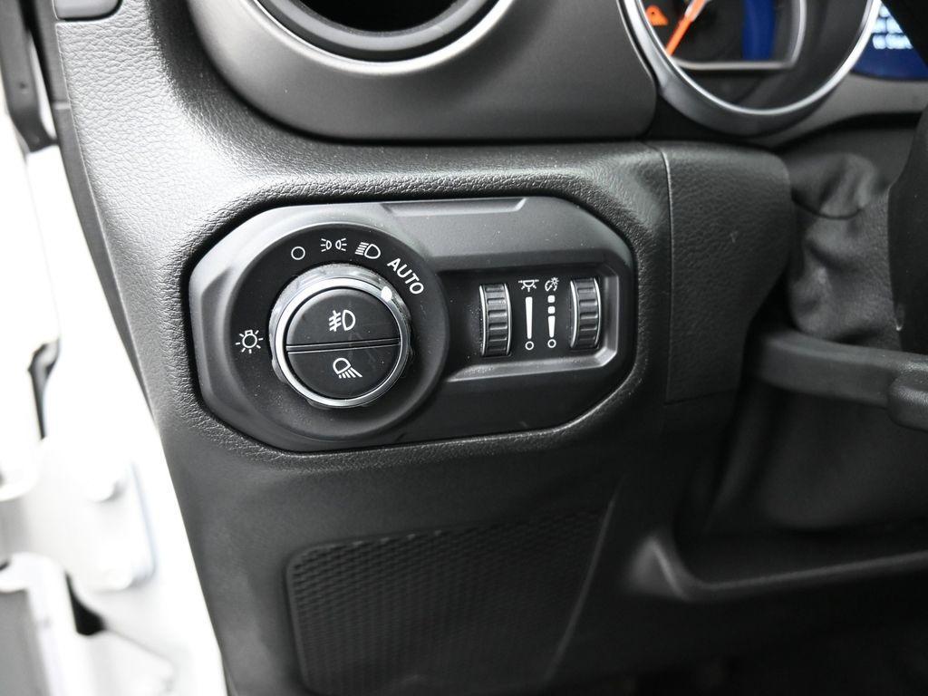 used 2021 Jeep Gladiator car, priced at $30,000