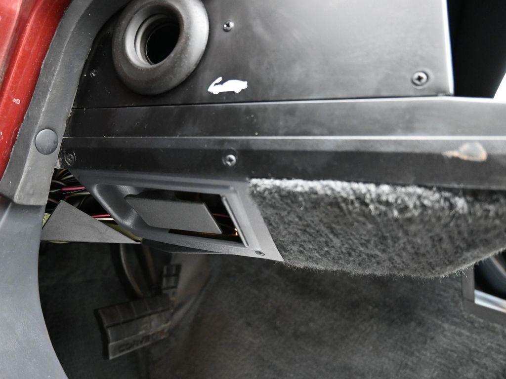 used 1986 Chevrolet Corvette car, priced at $11,500