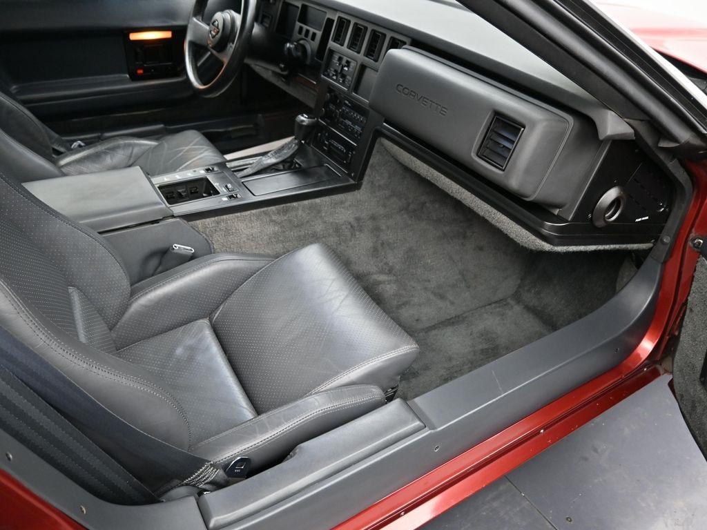 used 1986 Chevrolet Corvette car, priced at $11,500