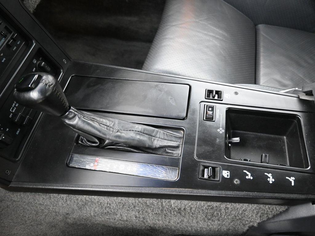 used 1986 Chevrolet Corvette car, priced at $11,500