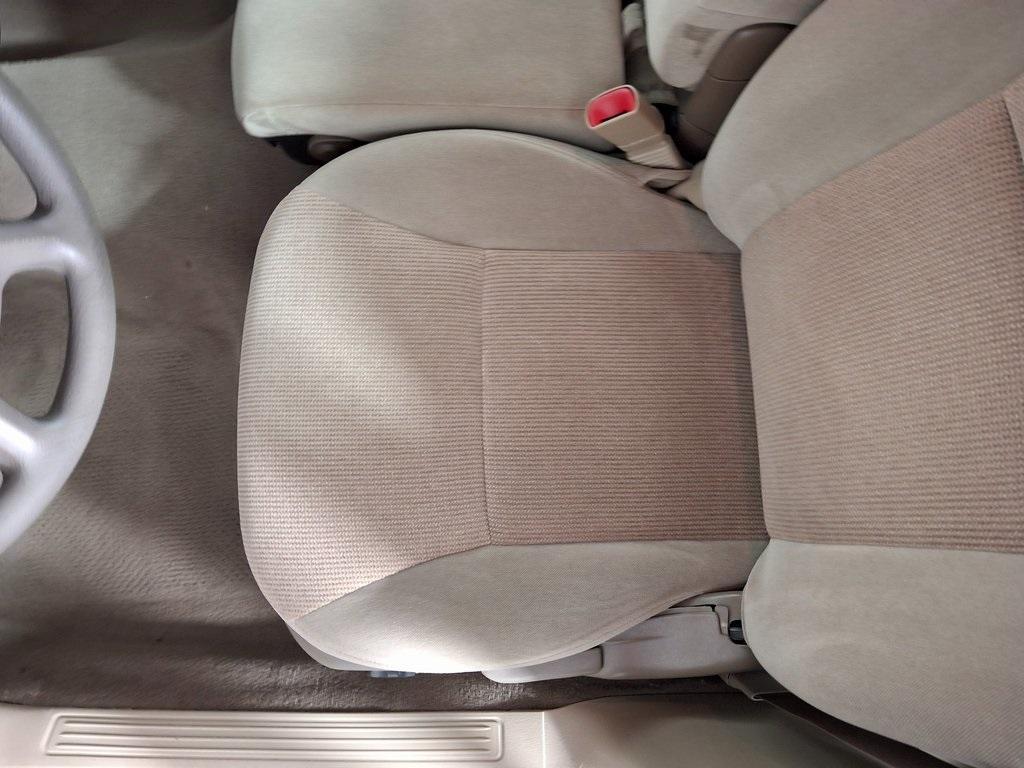 used 2002 Ford Taurus car, priced at $9,600