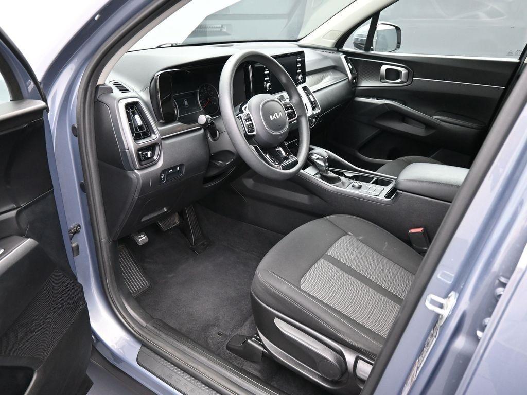 used 2022 Kia Sorento car, priced at $25,000