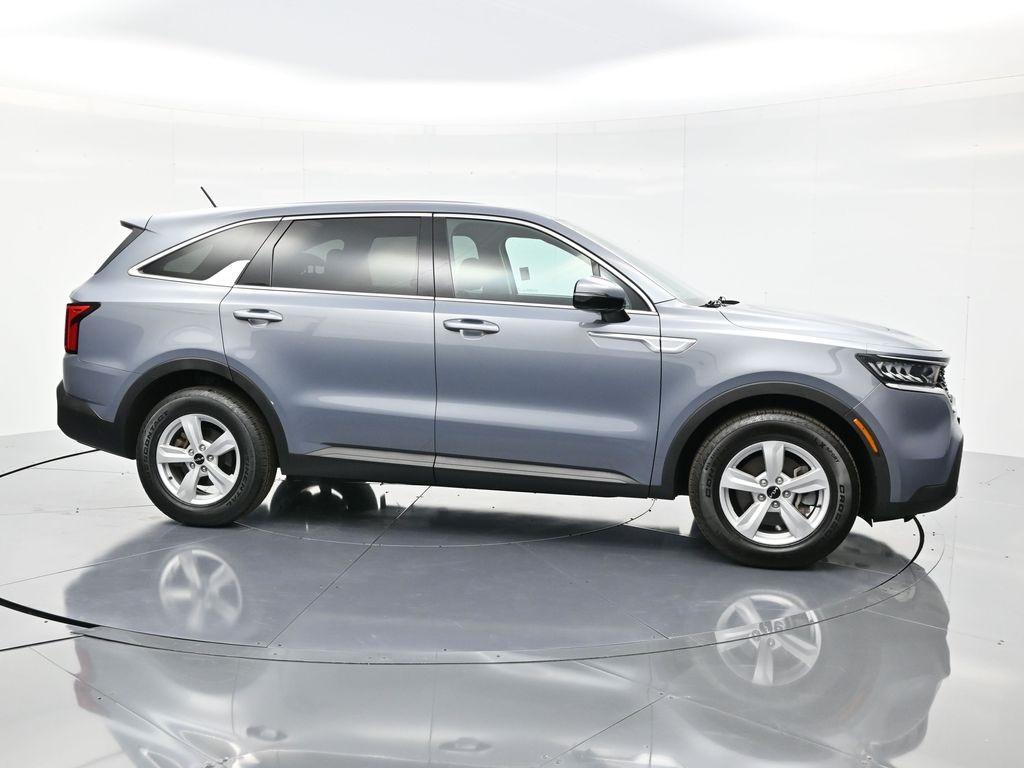 used 2022 Kia Sorento car, priced at $25,000