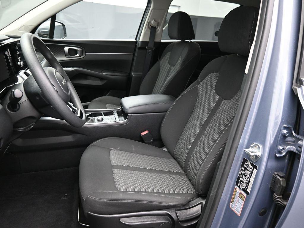 used 2022 Kia Sorento car, priced at $25,000