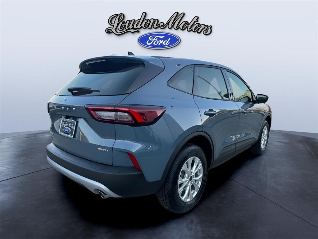 new 2025 Ford Escape car, priced at $29,900