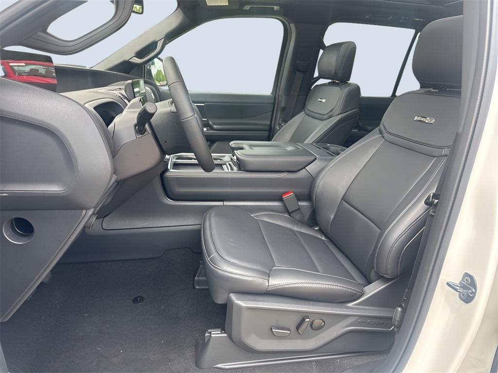 new 2025 Ford Expedition Max car, priced at $86,965