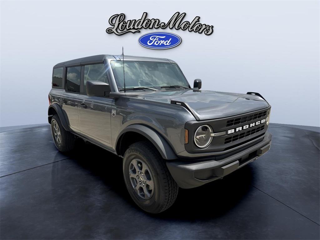 new 2025 Ford Bronco car, priced at $45,104