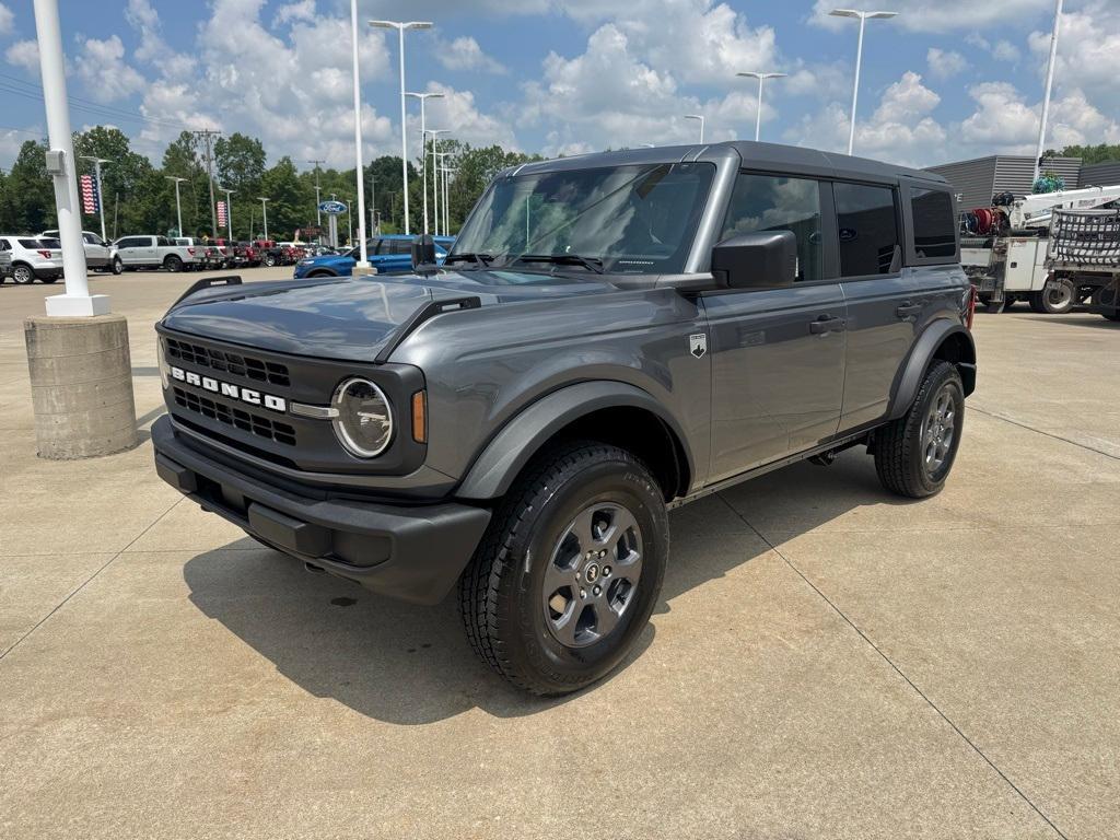 new 2025 Ford Bronco car, priced at $45,104