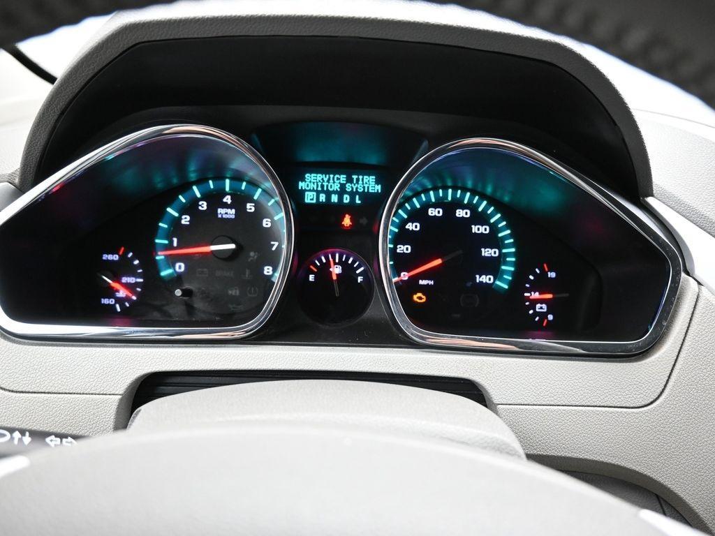 used 2009 Chevrolet Traverse car, priced at $5,800