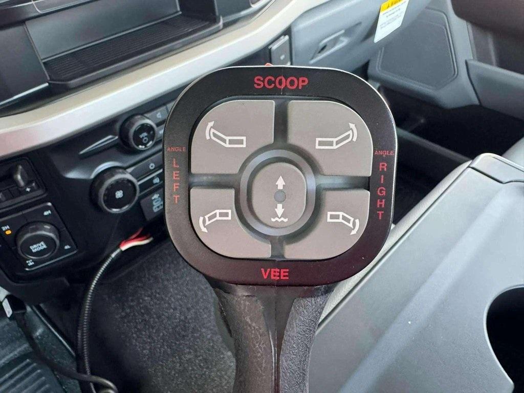 new 2024 Ford F-250 car, priced at $61,490