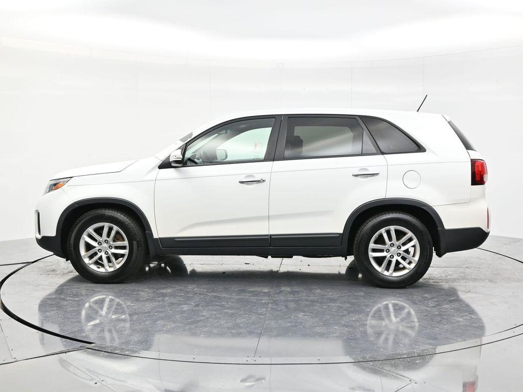 used 2014 Kia Sorento car, priced at $4,250