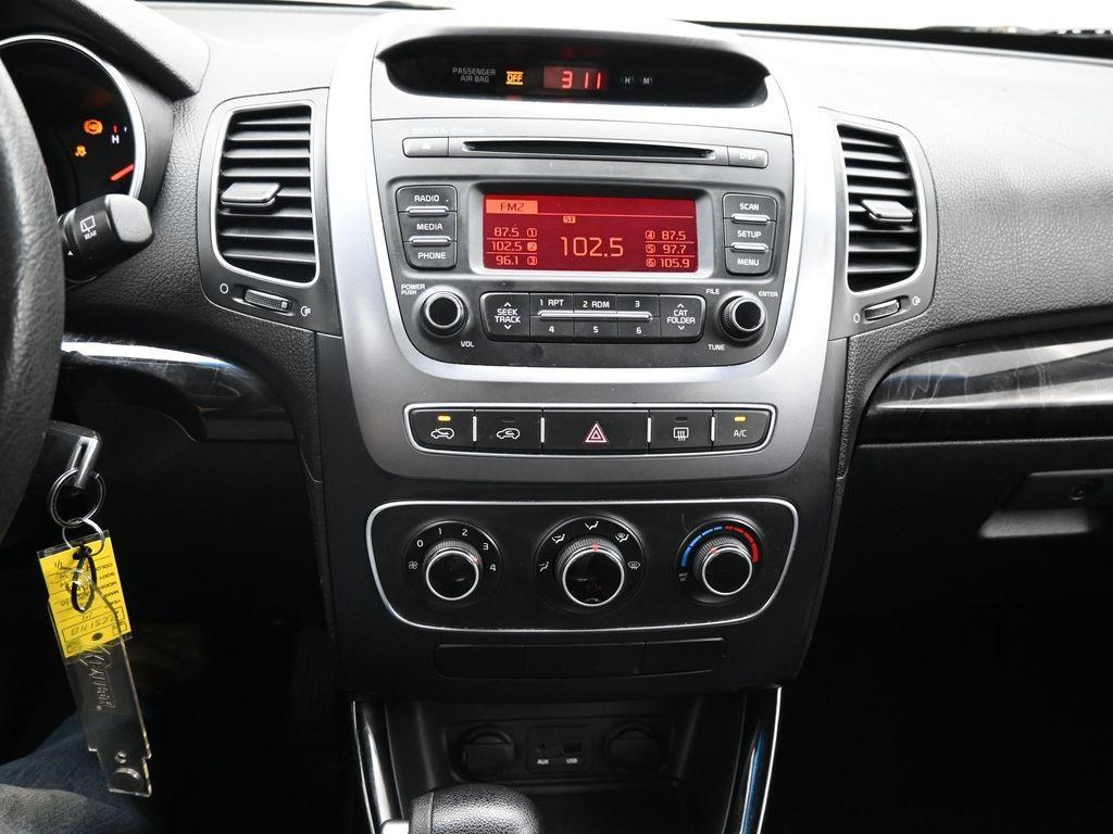 used 2014 Kia Sorento car, priced at $4,250