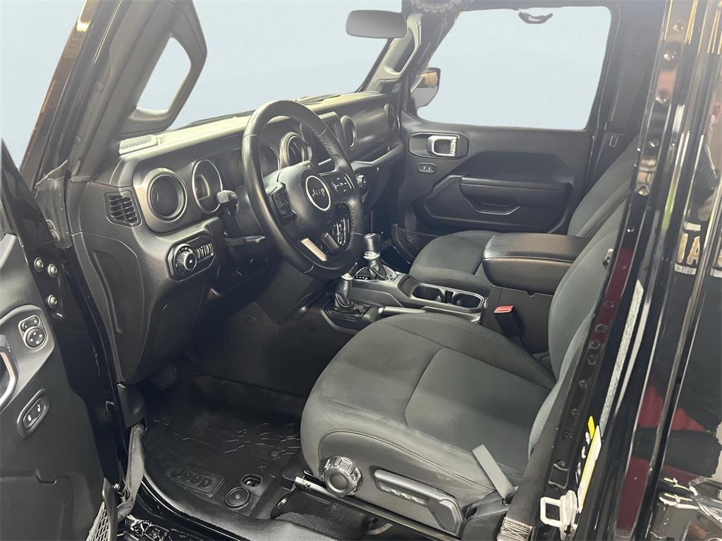 used 2022 Jeep Wrangler Unlimited car, priced at $40,000