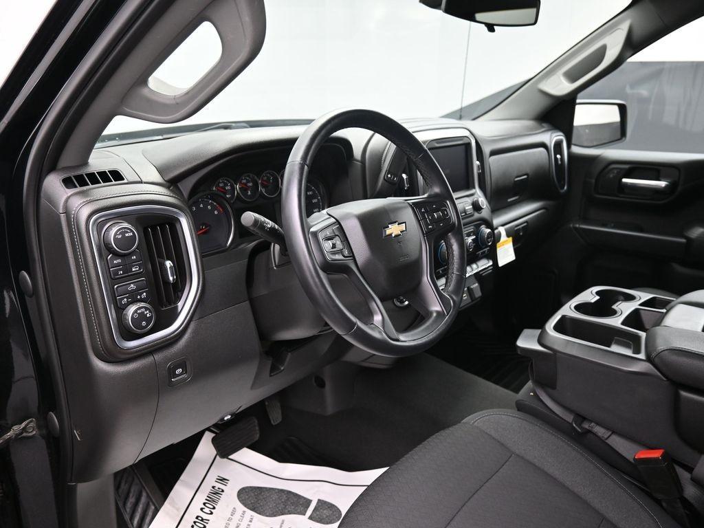 used 2022 Chevrolet Silverado 1500 Limited car, priced at $26,900