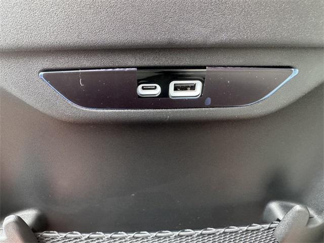 new 2025 Chrysler Pacifica car, priced at $42,896