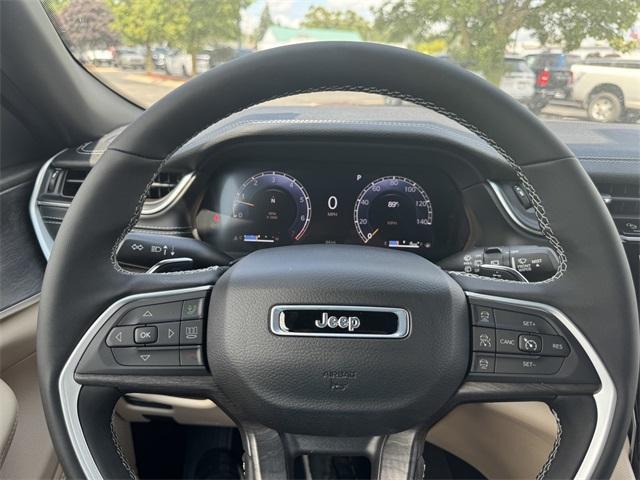 new 2024 Jeep Grand Cherokee car, priced at $48,978