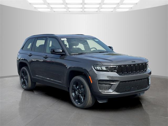 new 2024 Jeep Grand Cherokee car, priced at $42,598