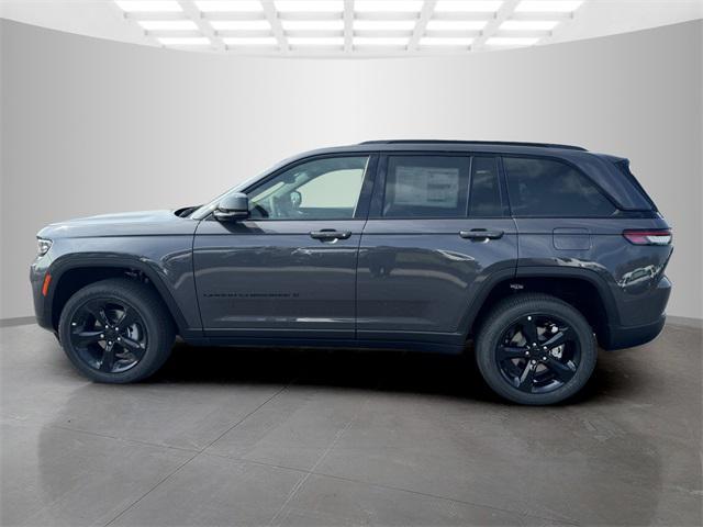 new 2024 Jeep Grand Cherokee car, priced at $42,598