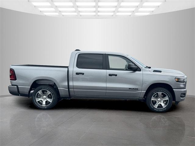 new 2025 Ram 1500 car, priced at $45,998